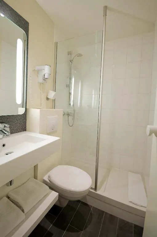 *** Hotel Ibis Paris Pere Lachaise France